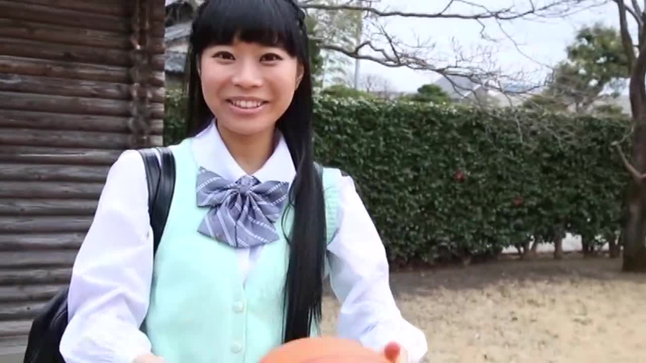 恋する小麦肌女子/井口りいな サンプル画像 1