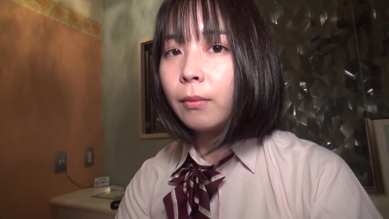ただのオヤジには塩対応な素人娘もエロ監督に騙されてヤラれ放題！デビューをエサにエロ面接を勝手にリリース/ちとせ サンプル画像 1