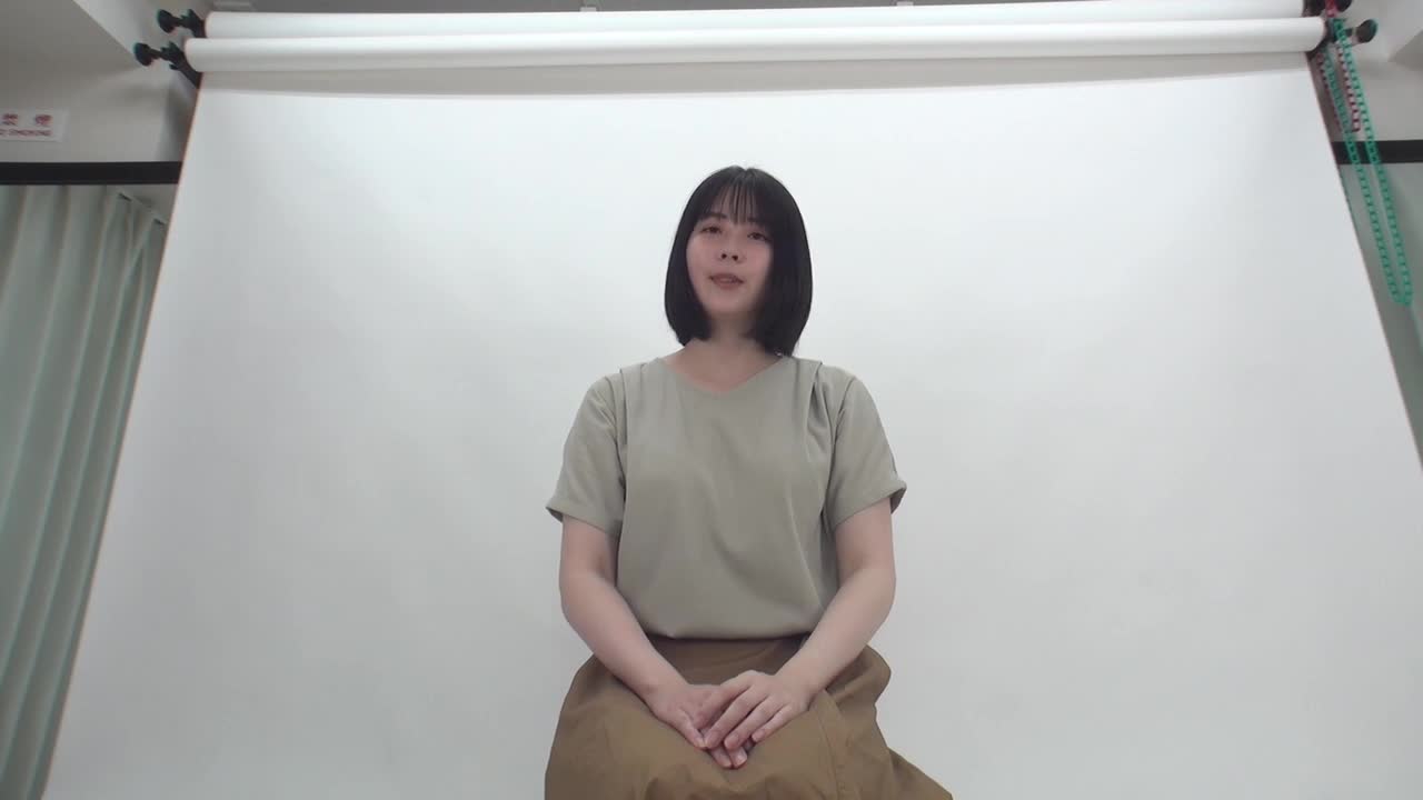 ただのオヤジには塩対応な素人娘もエロ監督に騙されてヤラれ放題！デビューをエサにエロ面接を勝手にリリース/ちとせ サンプル画像 13