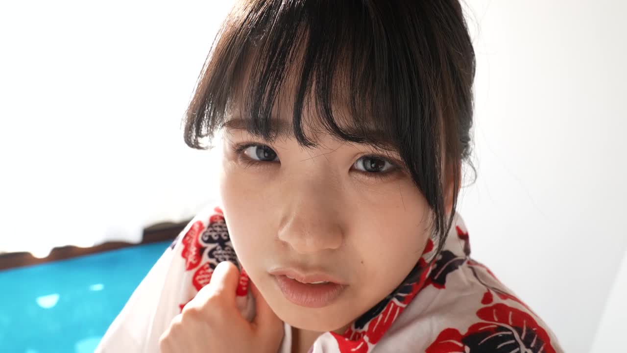 白壁爽子  甘い囁き サンプル画像 1