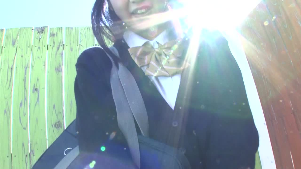 美少女の裸 〜制服を脱ぎ捨てた女子校生さんの裸体、パイパンで神々しい〜 サンプル画像 7