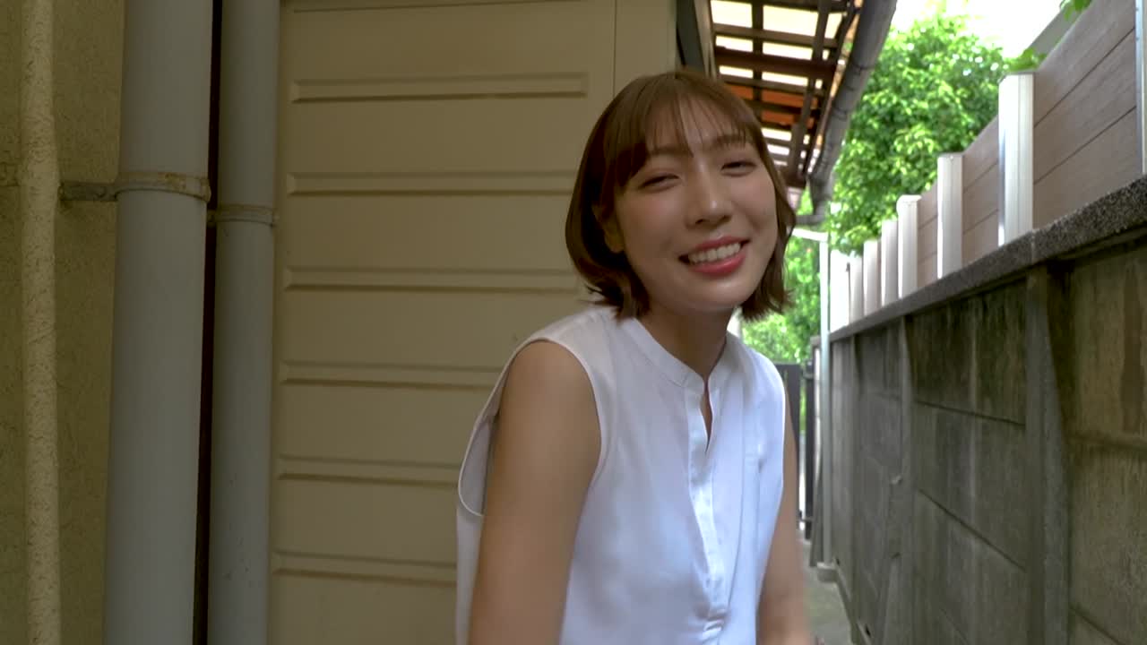 まりなをレンタルしませんか?/麻倉まりな BD サンプル画像 1