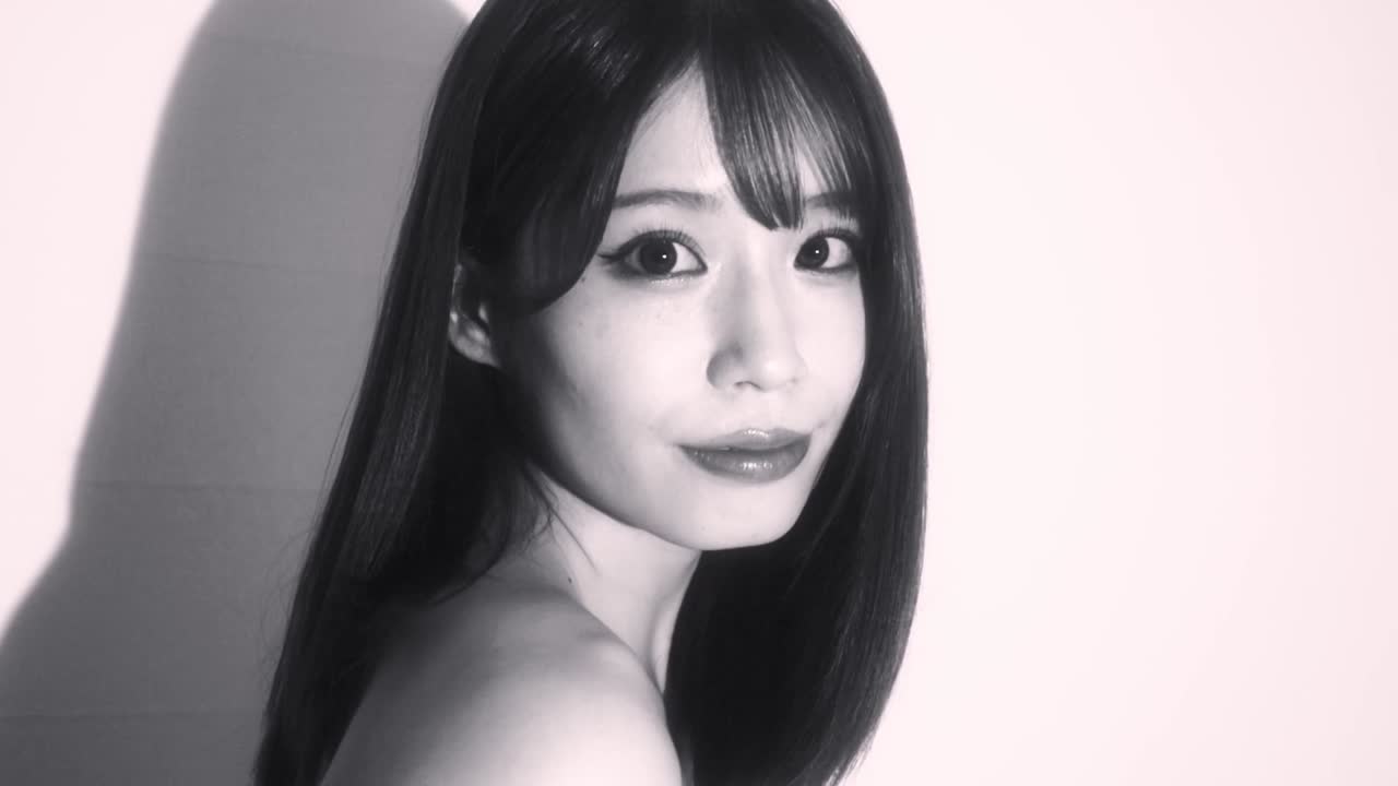 Best naked/未歩なな BD サンプル画像 16