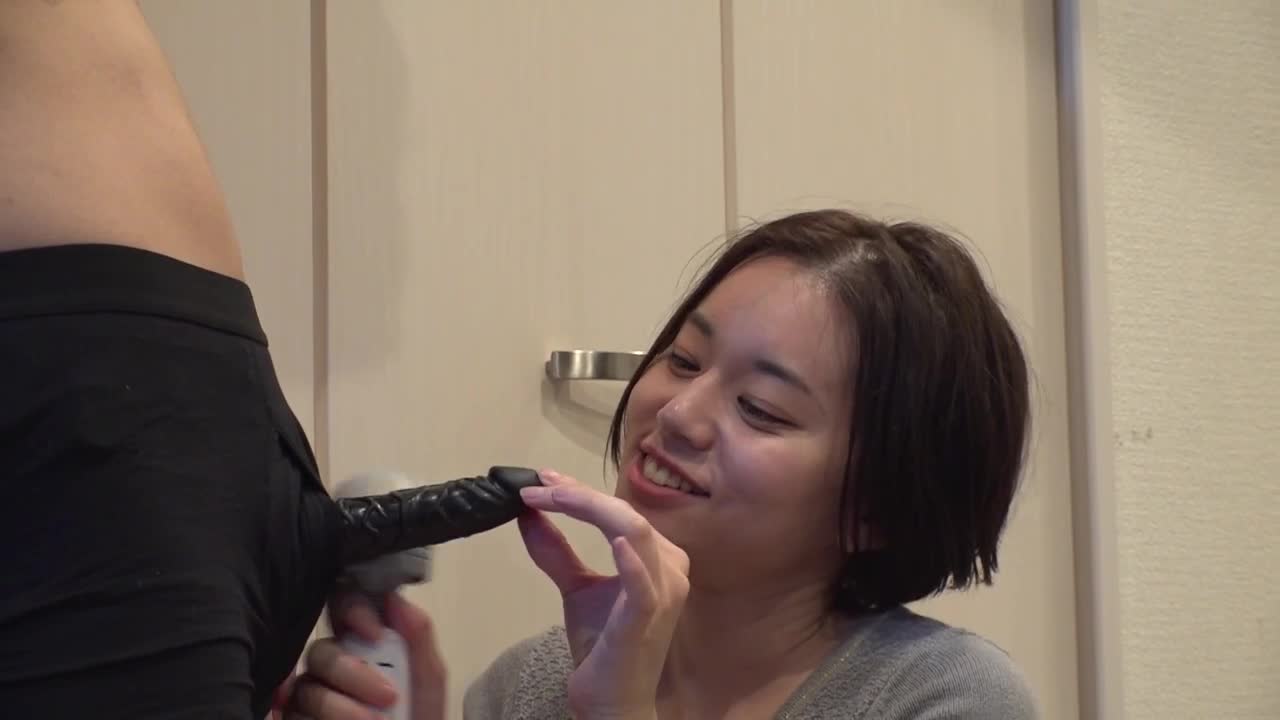 オトコはおもちゃと豪語する肉食女子の男漁り/栞奈 サンプル画像 3