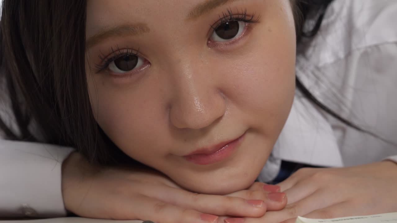 First Time/華里美愛 BD サンプル画像 2