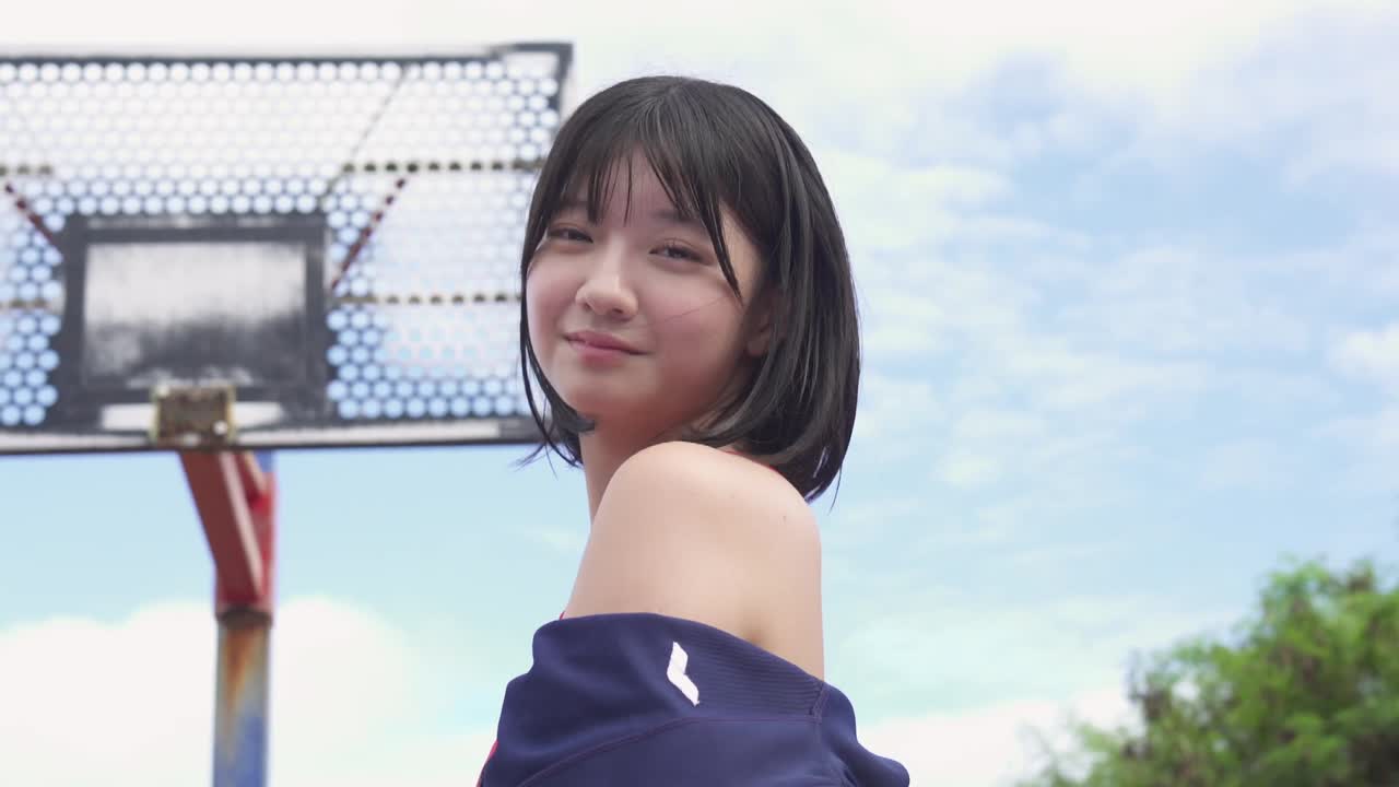 石井優希  青春時代 サンプル画像 3