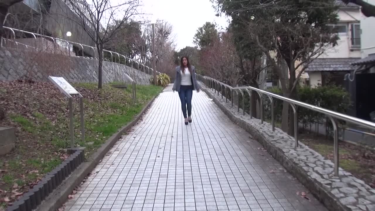 高田望  /  PREMiUM　3 サンプル画像 1