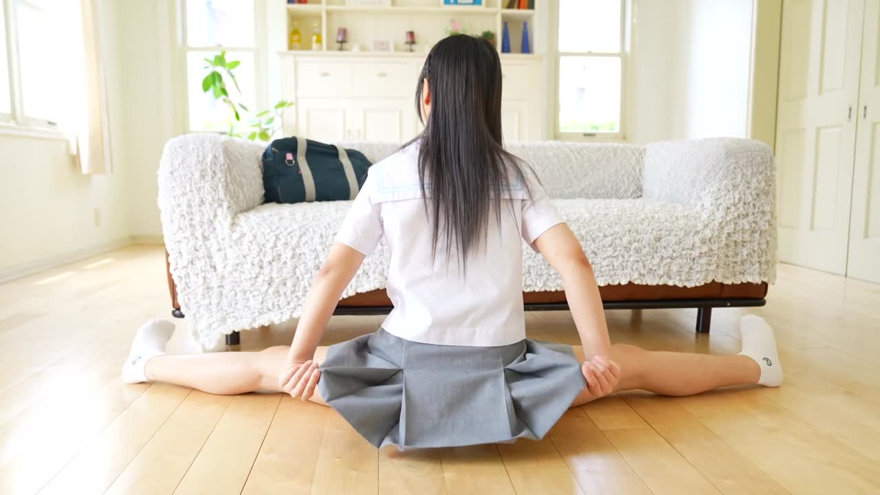 山田瑠夏 &amp;nbsp;キミだけに見せるね サンプル画像 4