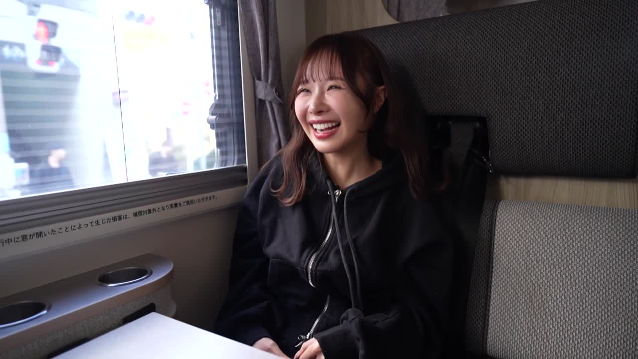 Best naked/栗山莉緒 BD サンプル画像 12