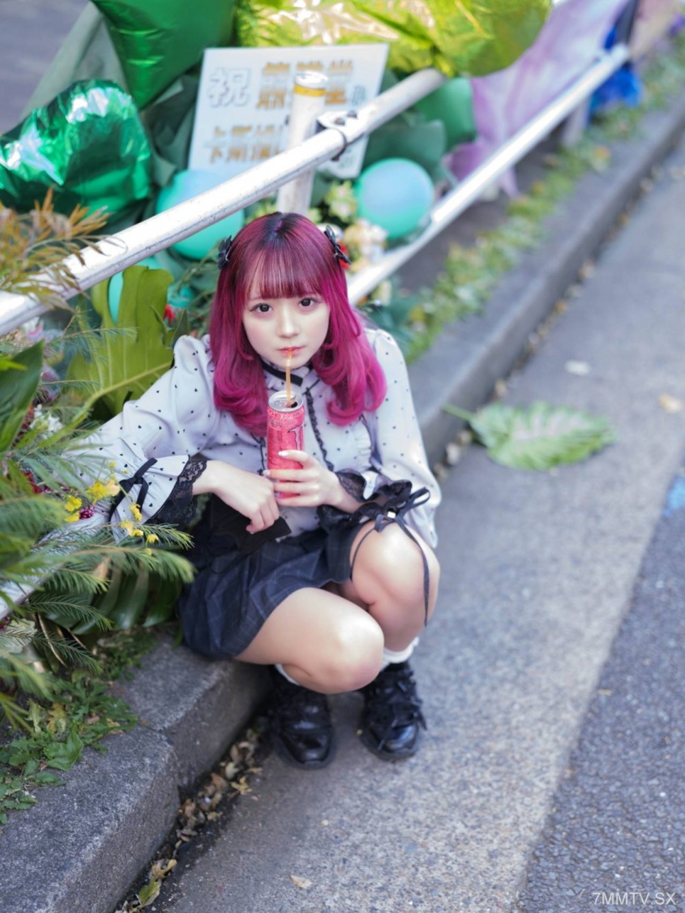 fc2-ppv 4595367 フォロワー万超え現職アイドルこのみちゃん★初めてのハメ撮り♡絶叫系淫語連発で膣内射精 {