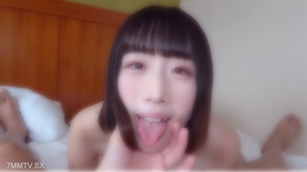FC2-PPV 4605286 神乳！【無】【パイ射・中出し】神乳の授にゅう手コキで大興奮して発射。物足りなくてシャワーの後に中出しSEX。※特典あり {
