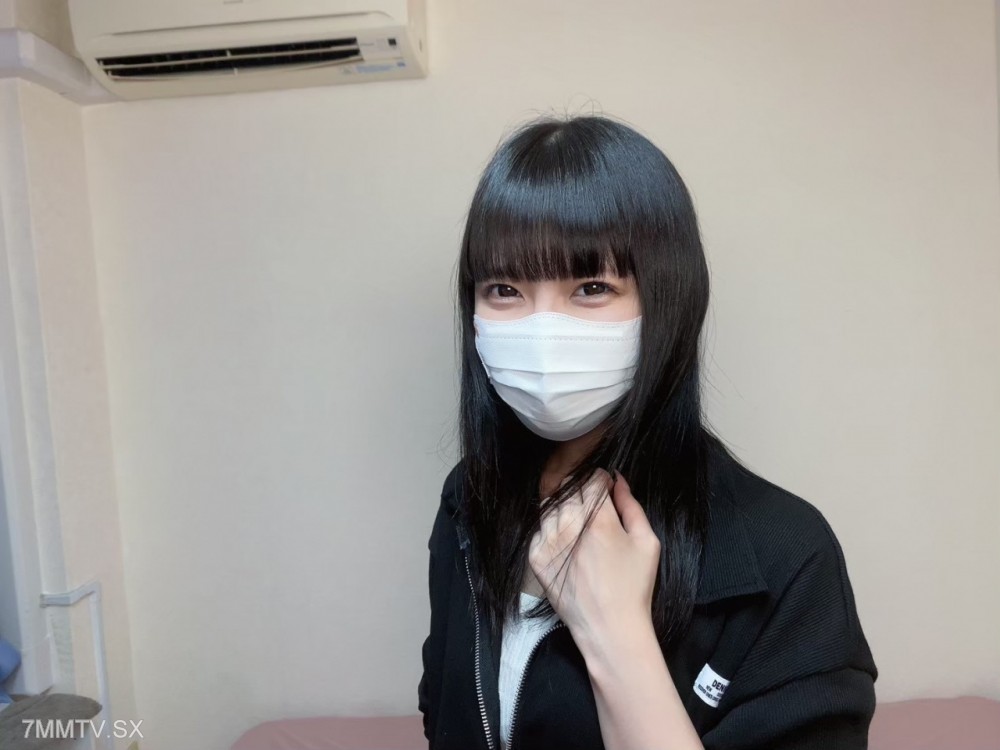 FC2-PPV 4611970 【初回数量限定50％オフ】 【本能に刺さるかわいさ！】 彼氏の生ハメを許す女はすぐにヤれる！ 清楚系カフェ店員の絶品フェラと膣を堪能！【こはる(22)】【レビュー特典】 {