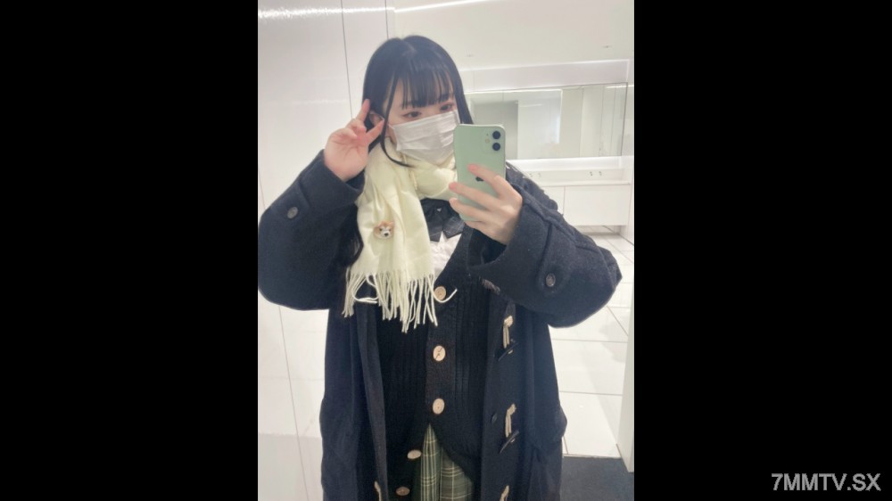 FC2-PPV 4631559 【100万人に1人】”奇跡のHカップ18歳” 超清純美女にピル無し生中出し。制服姿で初出演 約80分間の4K高画質希少映像。※在庫のみ {