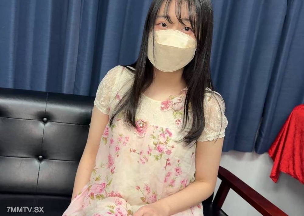 FC2-PPV 4633039 ※完全素人18歳※ベトナムから来た童顔の可愛いグエンちゃんに日本のやり方を教えてあげる。凄く恥ずかしがり屋で反応も最高です。 {