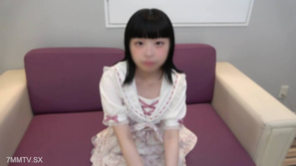 fc2-ppv 4654409 【初撮り】お菓*系アイドル風白く透き通った身体に不釣り合いな名器にオトナ精液を注入。 {