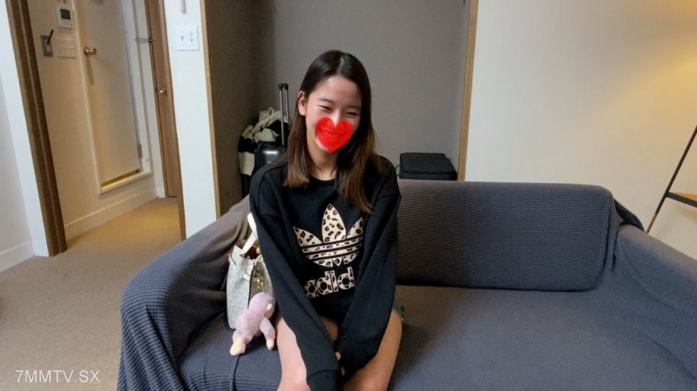 fc2-ppv 4676142 フェラ好きな蒼〇優似の小柄な19歳人妻さん♡セルフイラマで喉奥いじめて涙目でもまた咥えるドMな変態女♡{