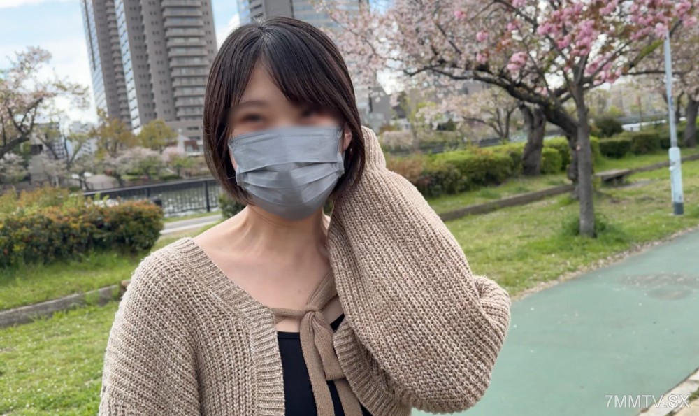 fc2-ppv 4680591 【大人気シリーズ第2弾】マジ素人と昼間の公園で露出プレイ{