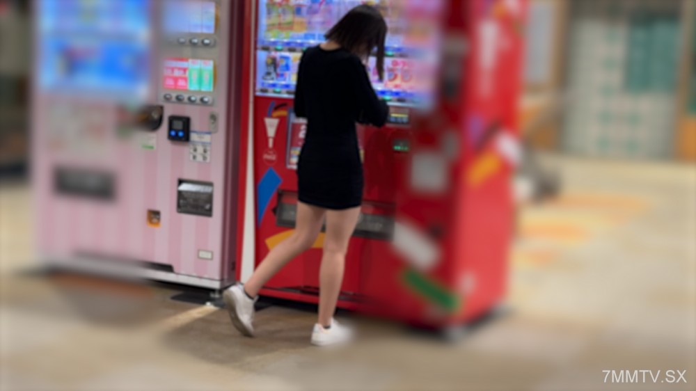 fc2-ppv 4717675 彼氏持ちの巨乳幼馴染と生ハメ交尾！ 「中はダメ」でも強..引に中出し！！