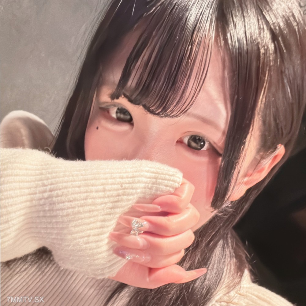 fc2-ppv 4742660 24日まで990pt!! ※モなし【ガチ素人初撮影】 19歳大学後輩美女に大量生中出し