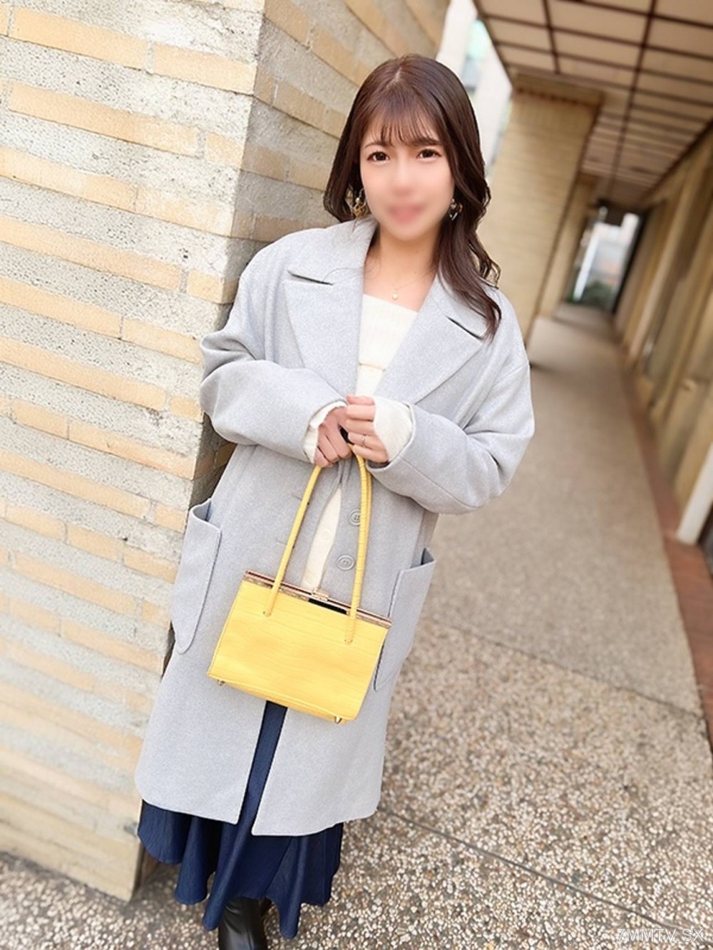 fc2-ppv 4784925 【ちっぱいな妻】Bカップ・乳首を刺激するとまん汁が止まらないアラサー美人エロ奥様（３１）久々の生ちんぽでガチイキ中出し『なつ』 | FC2コンテンツマーケット