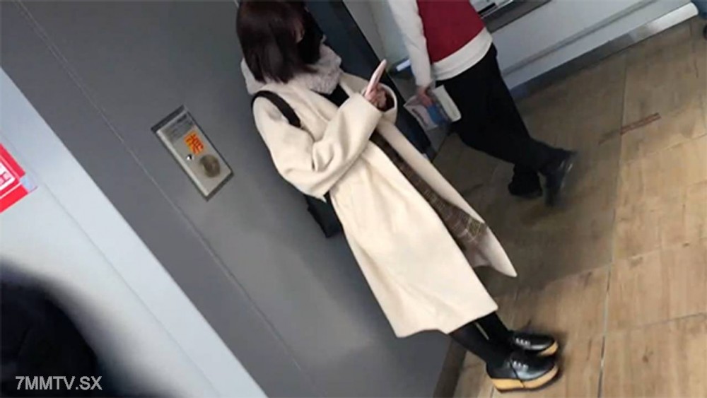 fc2-ppv 4793109 【先着30名500円オフ】りこ19歳_1・顔射インタビュー（13）。厳格な家に育った地味JDが夢のために大量生顔射される一部始終（055） | FC2コンテンツマーケット