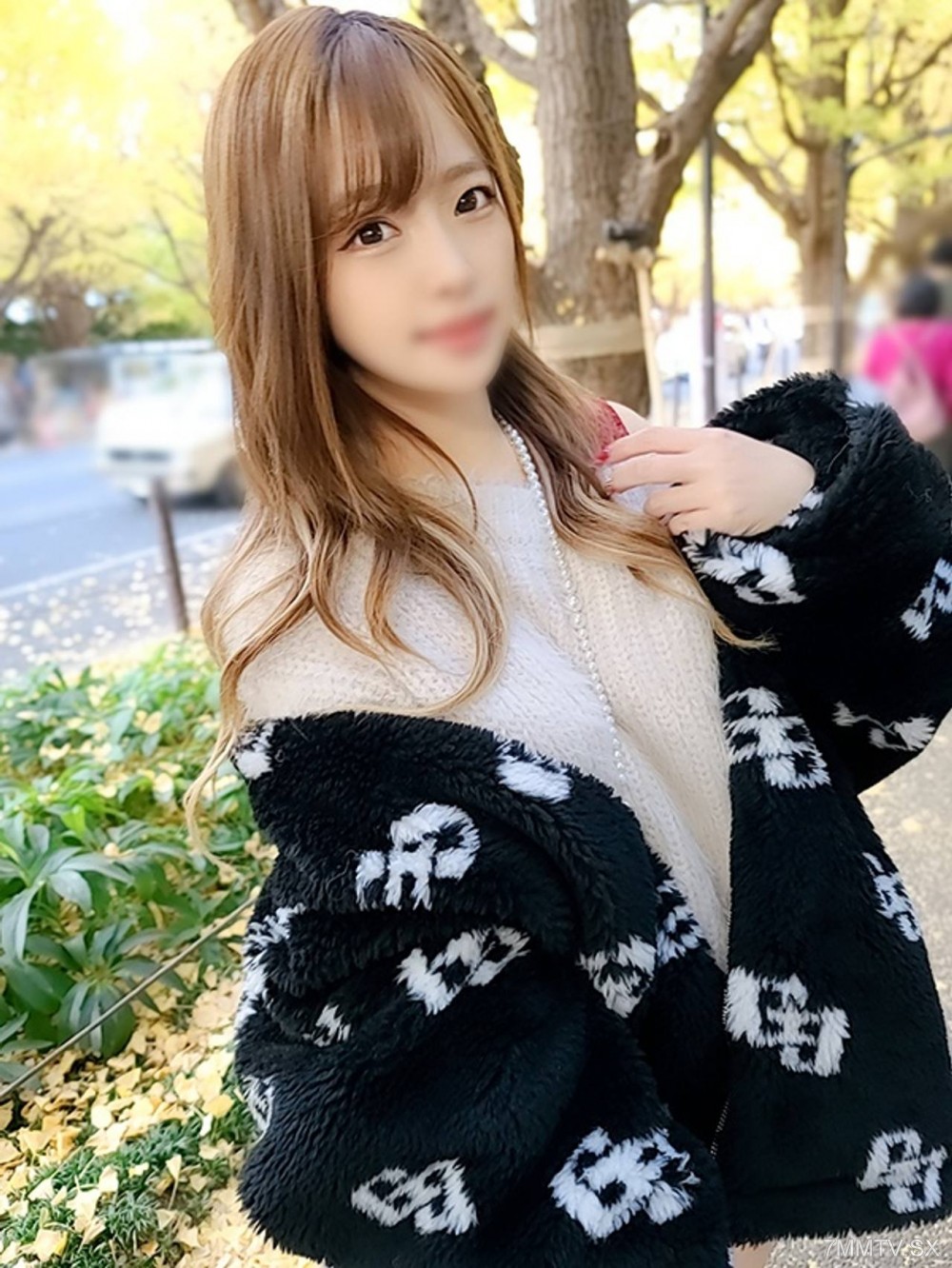 fc2-ppv 4796584 ※数量限定※焦らされ好きの「超柔」G乳ギャル女子大生（２０）★禁欲で感度MAX⇒人混みの中でおまんこブルルン・リモバイ散歩★中出し×③ | FC2コンテンツマーケット