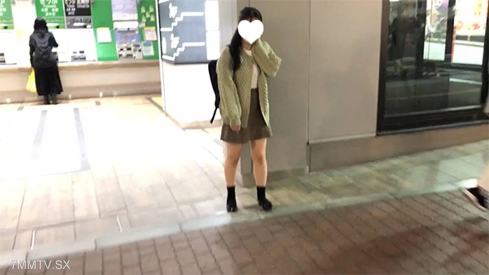 fc2-ppv 4798422 【先着30名500円オフ】すずな22歳_2・顔射・生。あーりん似のあの子が再登場！「顔射インタビュー」から本編へ！ 初●で言いなりセックス。行くぜ！快楽症状！（058） | FC2コンテンツマーケット