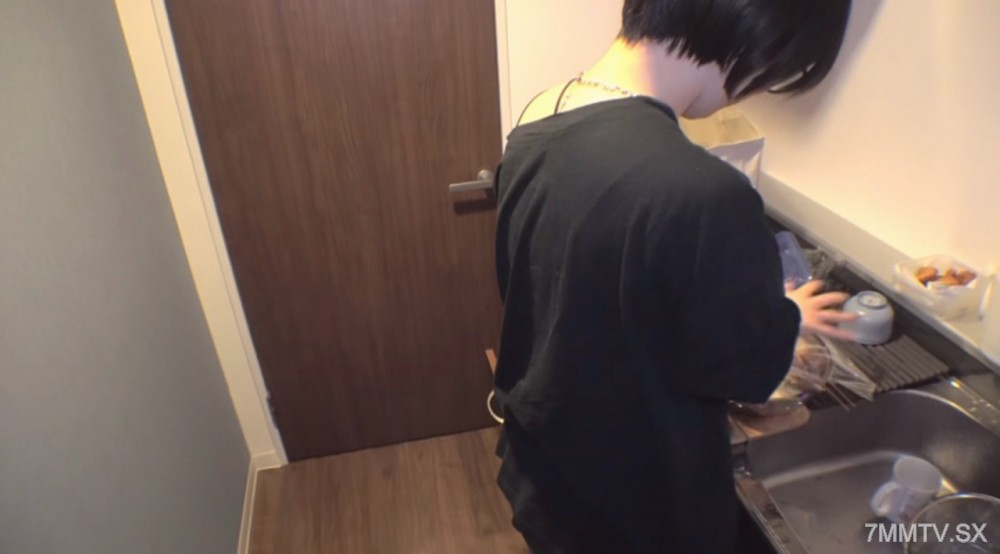 fc2-ppv 4842726 【彼氏くんごめんね】自宅に遊びに行ったら彼氏のためにお弁当を作っていたので、邪魔してたらやりたくなったのでその場でやっちゃった。 | FC2コンテンツマーケット