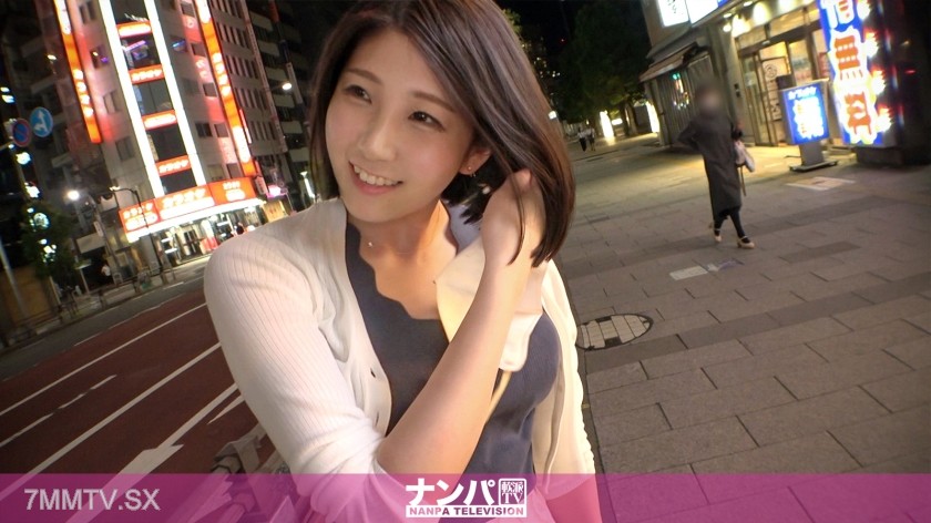200GANA-2758 マジ軟派、初撮。 1859 上品で仕事熱心な秘書、仕事帰りにイケメンナンパと飲んですっかりオンナに！持ち帰られてイチャラブSEX！白くてもっちりした柔肌ボディが魅力的！敏感マ●コからはジョバジョバと潮吹きまで！！