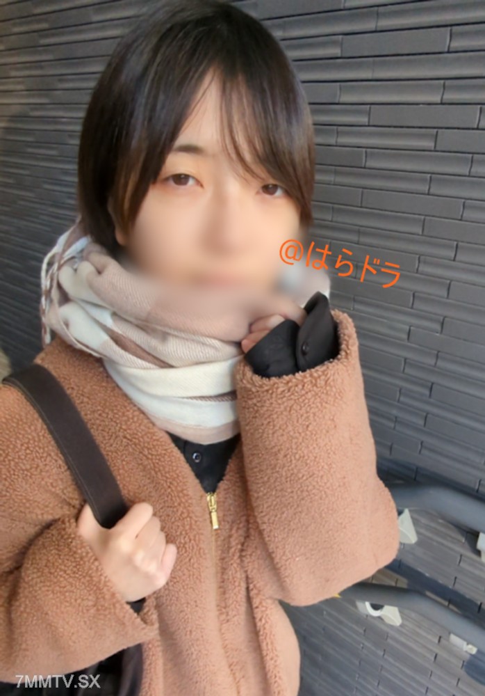 fc2-ppv 4516316 コスプレイヤー活動が趣味のタレ目で黒髪ショートヘアな地味めオタク女、しおりちゃん。コスプレ撮影は慣れてるけど、ハメ撮りは人生初体験ｗ {