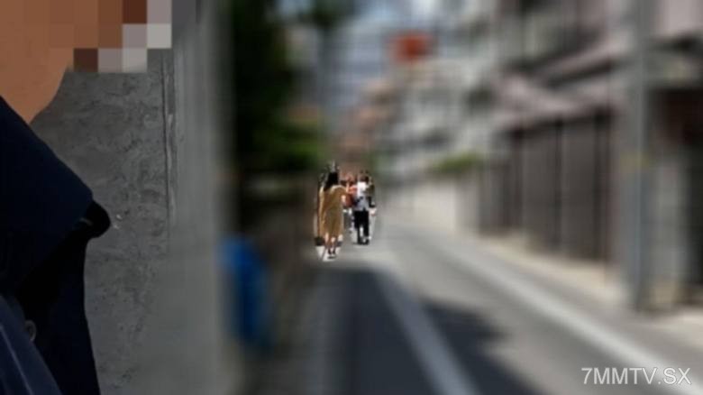 FC2-PPV 4515638 【個人】滞納中の団地妻 嫌がりながらも糸引きお◯んこに強◯中出しで返済 {