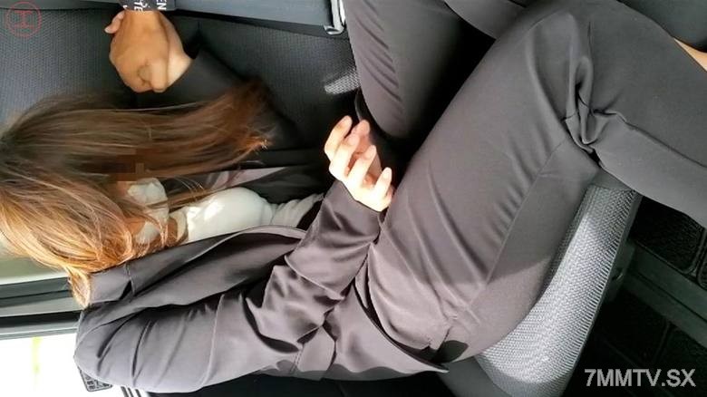 FC2-PPV 4522708 【個人】元地方女◯アナ妻 旦那に内緒で借金を繰り返し逃亡、規格外のお潮で返済開始 {