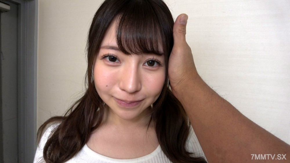 FC2-PPV 4532221 個撮)美人すぎるお姉さん【Ｇカップ美巨乳】エロすぎバキューム！じっと見つめてノーハンドフェラ【大量口内発射】 {