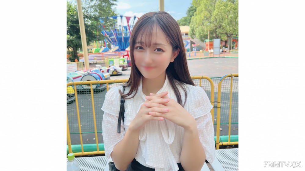 fc2-ppv 4552188 顔出し！3日間限定！某有名国立女◯大学に通う坂道系の可憐な女大生を観覧車に連れ込み嫌がる猥褻行為を強行するとまさかの・・・避妊具装着絶対条件を華麗に無視して問答無用の生中出し！！ {