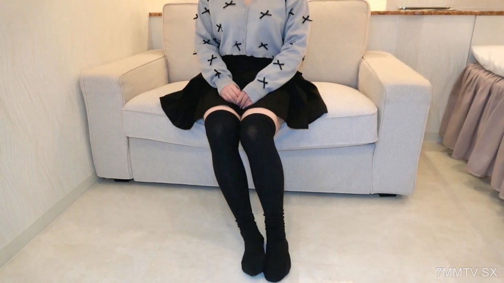 FC2-PPV 4582401 【無】身長145㎝の小柄なのにＧカップ美乳の可愛い童顔巨乳！素直でエッチなことにも興味深々でドスケベ⤴合計11回のオーガズム！ゴックン、顔射、中だしの三発 ※特典高画質 {