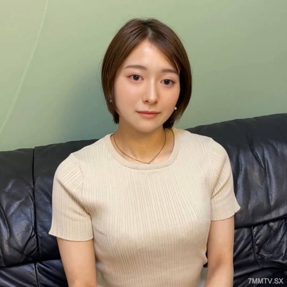 FC2-PPV 4584528 【無】「もう我慢できない///」清楚系既婚者と不倫SEX☆性欲旺盛な奥様☆ ゆみさん 29歳 {