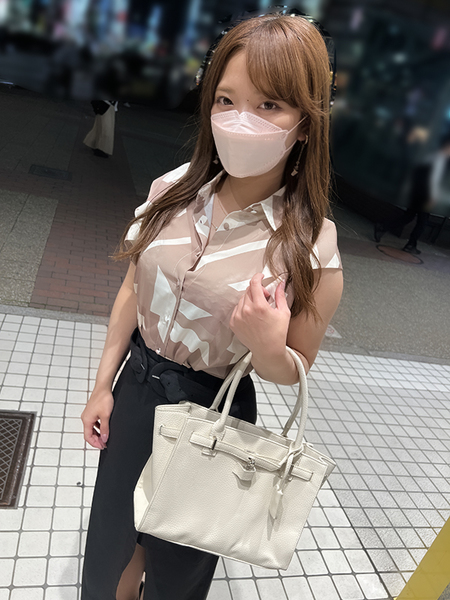 fc2-ppv 3089688 ※数量限定※【180日後に射精】癒しが過ぎる！美人耳エス嬢・りさちゃん25歳 お店に内緒 初合体に興奮の生ピストン 中出し×2 {