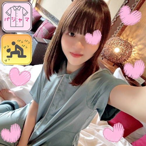 fc2-ppv 3137701 【パジャマ★モナシ】パジャマdeおじゃま♥合法ろり♥ボッキ乳首の美乳ちっぱい♥ツルツルの美オメコに太い指が入ったら腰が浮いちゃう♥お兄さんになった気分でイジメちゃう♥ {