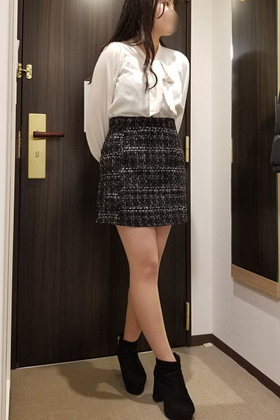 fc2-ppv 3156953 【完全顔出し】【中出し・ハメ撮り】「自分だけ不幸」アピールにイラっとしたので、恥ずかしいパンストを履かせて中出し＆顔射調教 {
