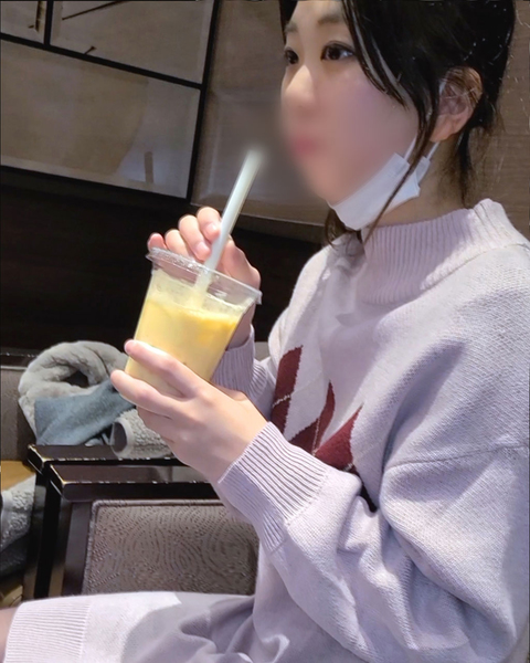 fc2-ppv 3179113 「#78」警戒心ゼロの素朴で垢抜けない19歳。まさかのおちんぽ大好きの天然ド変態だったから男二人で好き放題にハメ尽くす ♡４回も中出し♡ {