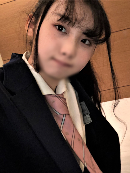 fc2-ppv 3244600 [初中出しハメ潮]〈10代純情派娘〉人生初のハメ撮りでザーメン大量受精！「赤ちゃんできたらどうしよう・・・」と言いながら絶頂しまくりでしたぁ～ {