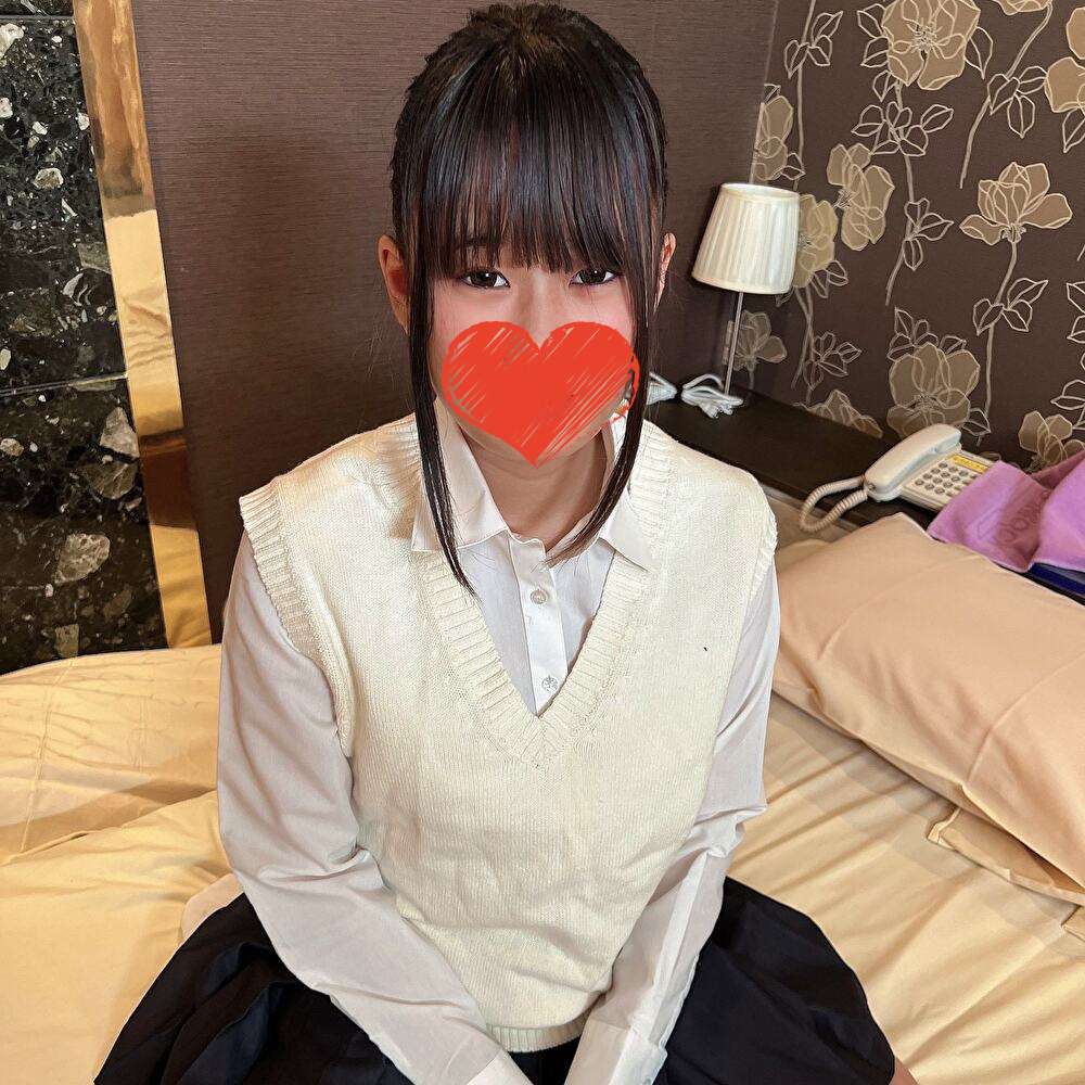 fc2-ppv 3253372 10代家出娘。発育中の未処理剛毛マンコは超敏感「うぁぁぁ…!!おかしくなっちゃぅぅぅ…!!」喘ぎ声が部屋中に響きわたる。狂った家出娘にに大量中出し。 {