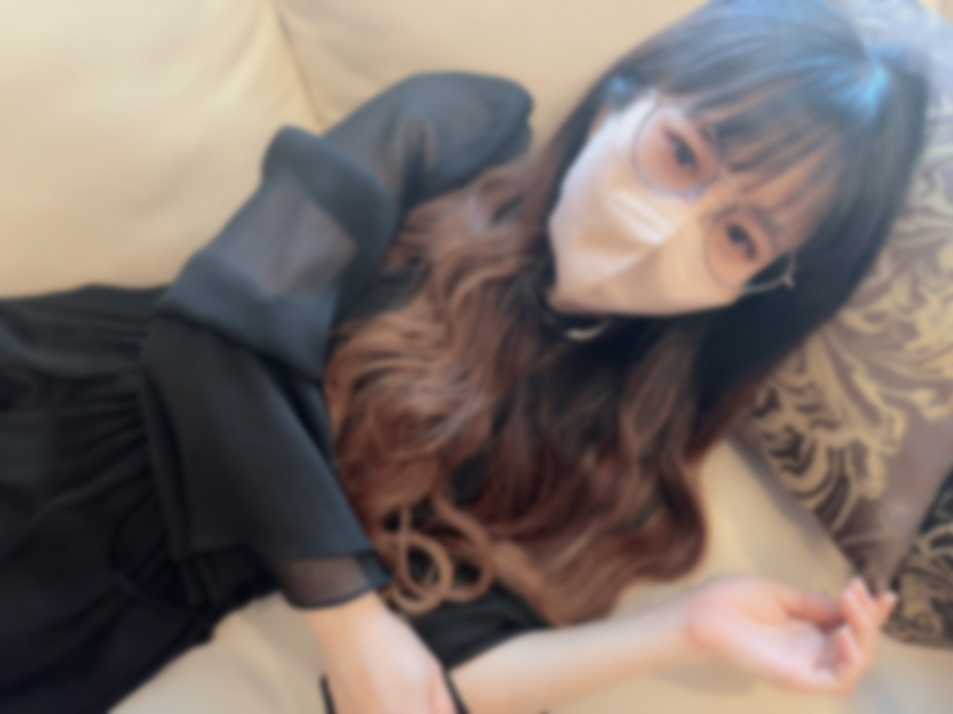 fc2-ppv 3806409 ※顔出し※【無修正】【初撮り】お洒落な眼鏡ムスメ。ミニマム身体の口/リ乳首をいやらしくこねくり回され発情。ソーセージみたいに巨大なチンチンにじゅぼじゅぼ甘舐め！ {