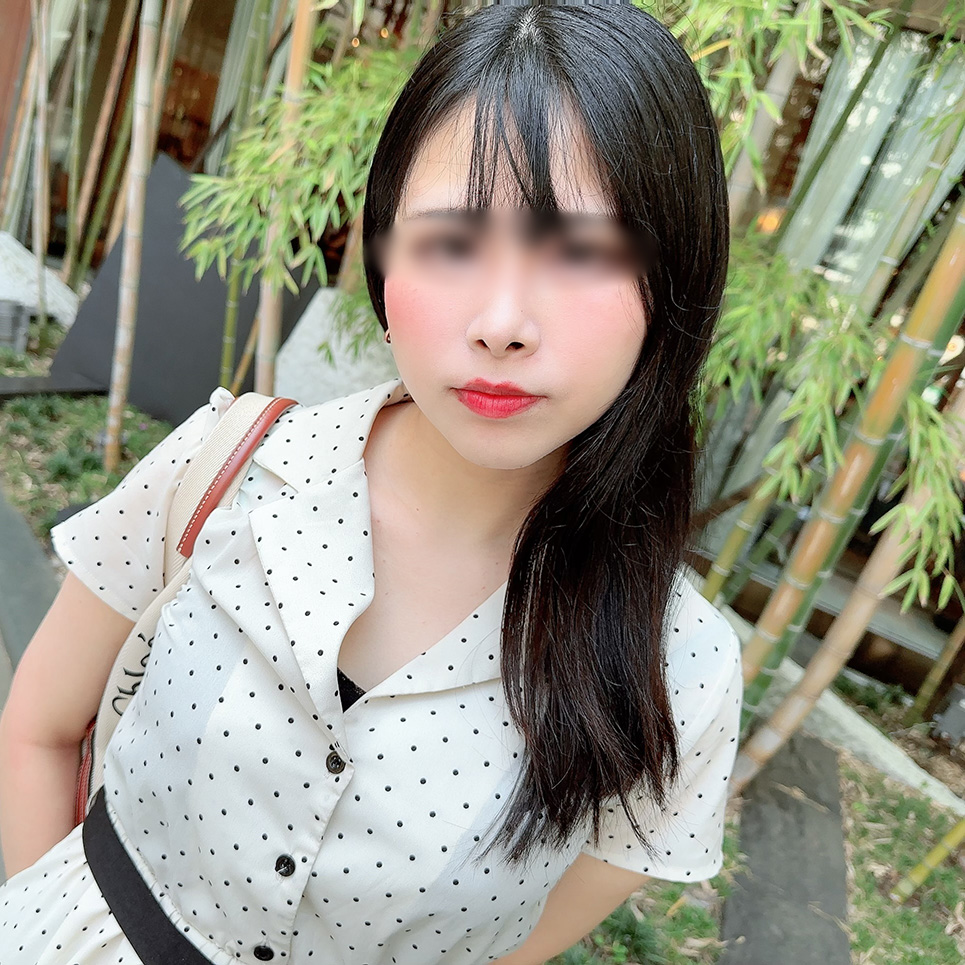 fc2-ppv 3838384 【無/初撮り】※個数限定※ドS痴女に「勝手に興奮してんじゃねーよ！」っと唾を吐かれ、ヌルヌル手コキで脳イキ状態。我慢の限界だったのでそんなお嬢様にピストンでかまし中出ししてやった {