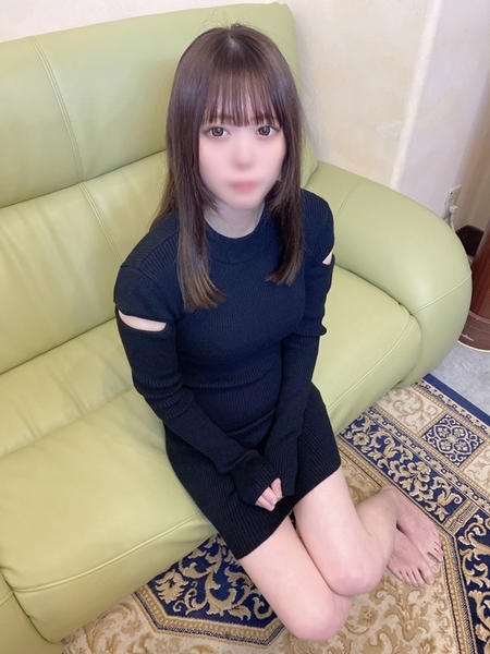 fc2-ppv 4001899 【異物挿入有】色白スレンダー美巨乳の美女えりちゃんラスト作品。様々な対位で生挿入して中出し♪僕と仲間、どちらの.こ.を孕むのか。 {