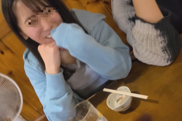 fc2-ppv 4154764 【個人】金銭の助けを求めてきた保育士の小柄若妻。仲良し飲み後、カメラに顔を隠しながら人の一物を生で受け入れる。 {