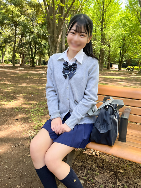 fc2-ppv 4241286 ※初回数量限定※★ぷりぷりおちりの18歳★制服・射精★ぬっとぬとの吸い付くまんこに肉棒出し入れ★バスケ部・うた【中出し＆顔射】 {