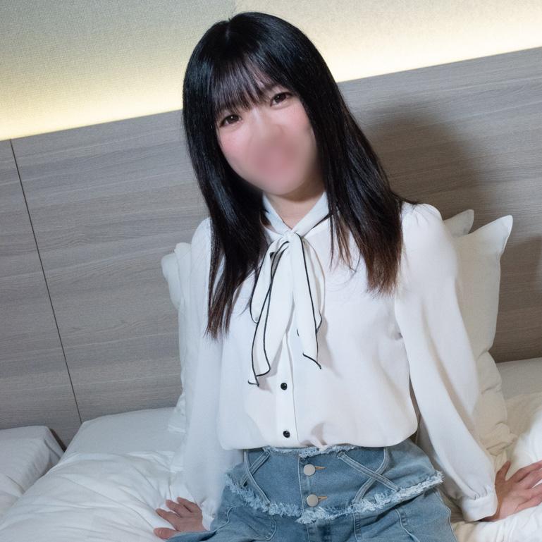 fc2-ppv 4309852 【無】※個数制限！超スレンダーなみさん(18歳)生美脚をまんぐり返して膣の奥まで高速ピストンFUCK！綺麗なパイパンおマンコにたっぷり孕ませ中出し {