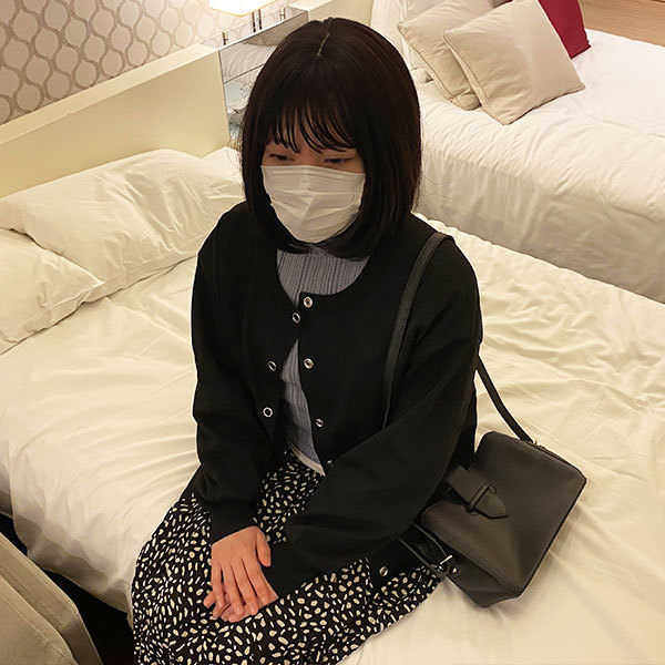 FC2-PPV 4355382 ※3日間限定444pt※【ハメ撮り・中出し】おなじみスレンダー美人人妻から妊娠したと連絡が来ました。 {