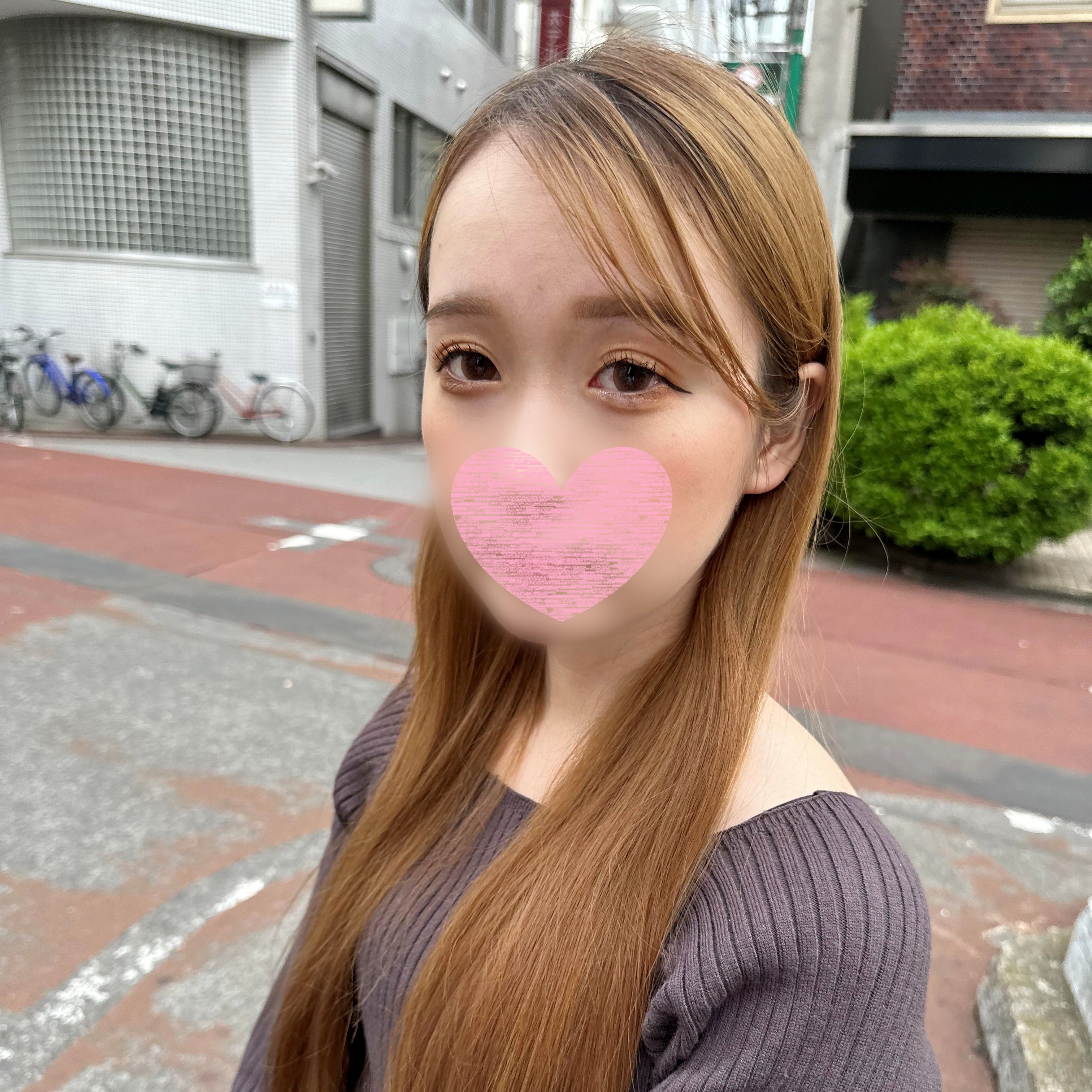 FC2-PPV 4427091 期間限定価格【無】ハタチの学セイゆうなちゃん。クール系の見た目だが実は恥ずかしがり屋で感度抜群の逸材を発見。このレベルの素人は二度と出てこないかもしれないので念のため中出し。フェラ抜き＆特典動画あり {